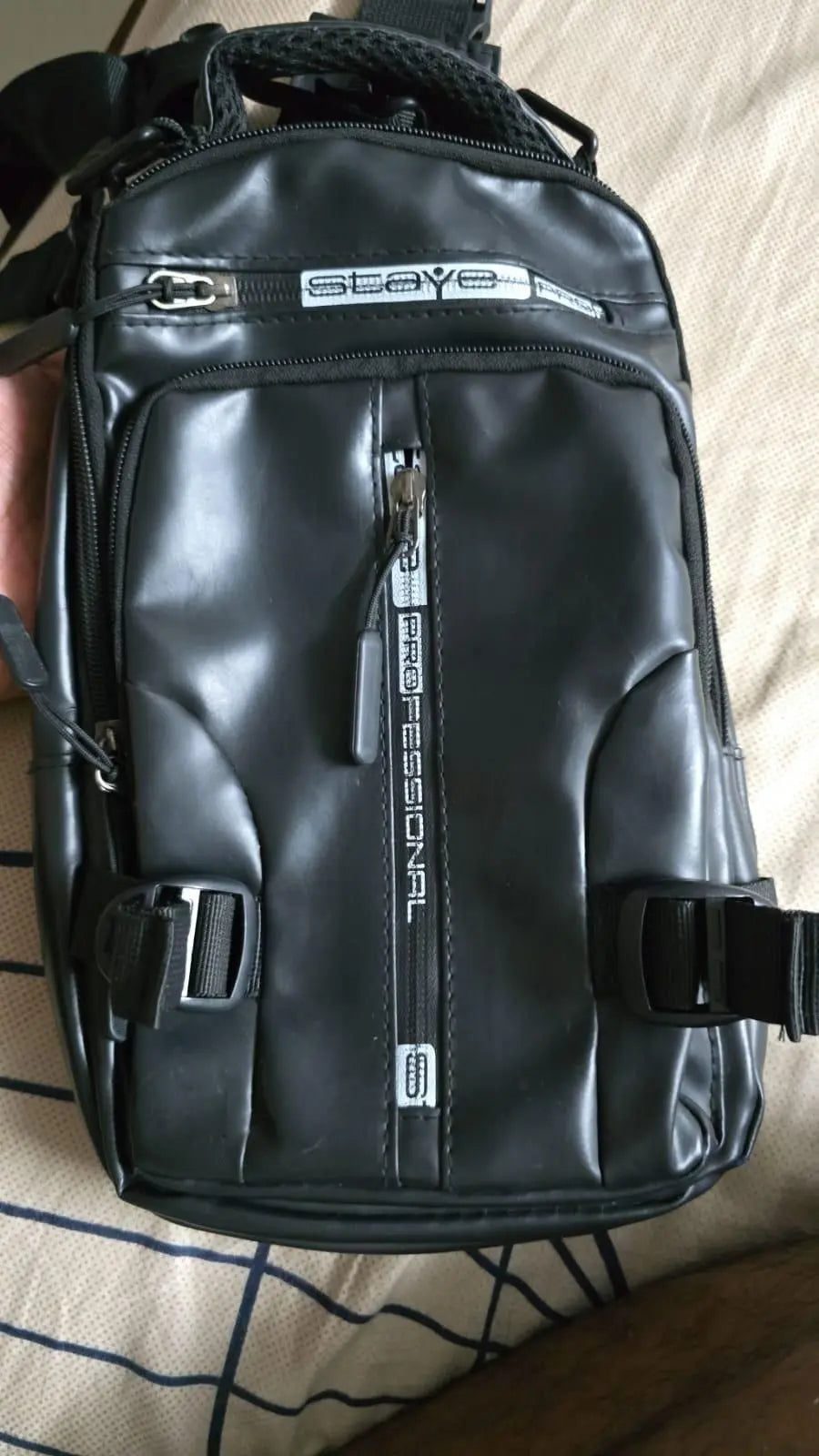 Sling Bag with USB Charging Port 9ttgn1-6x