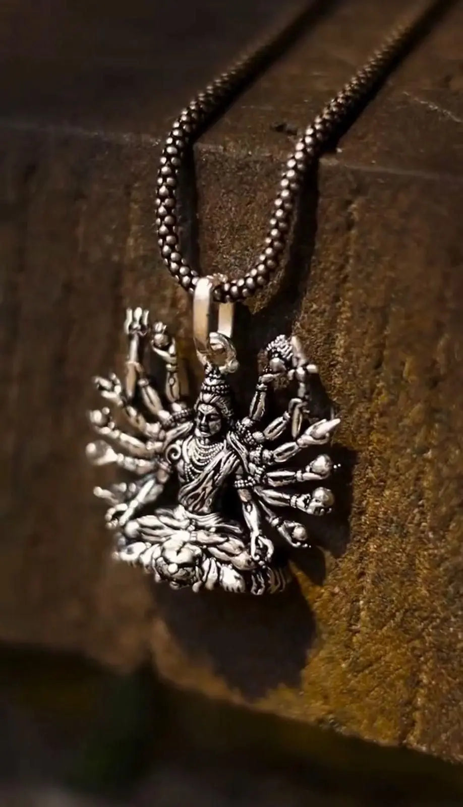 Mahadev Pendant with Chain 9ttgn1-6x